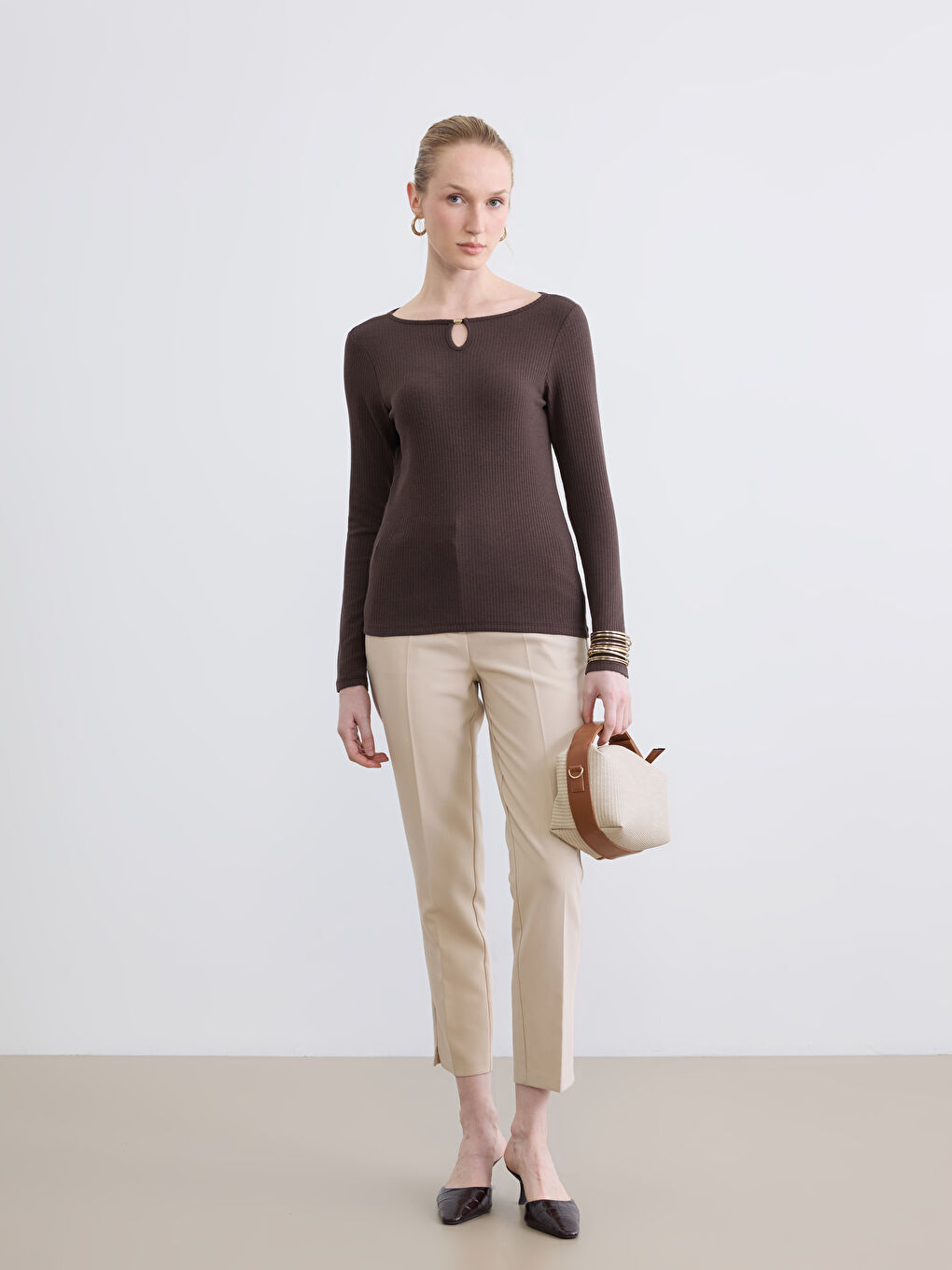 Kahverengi Bisiklet Yaka Kadın Body-1