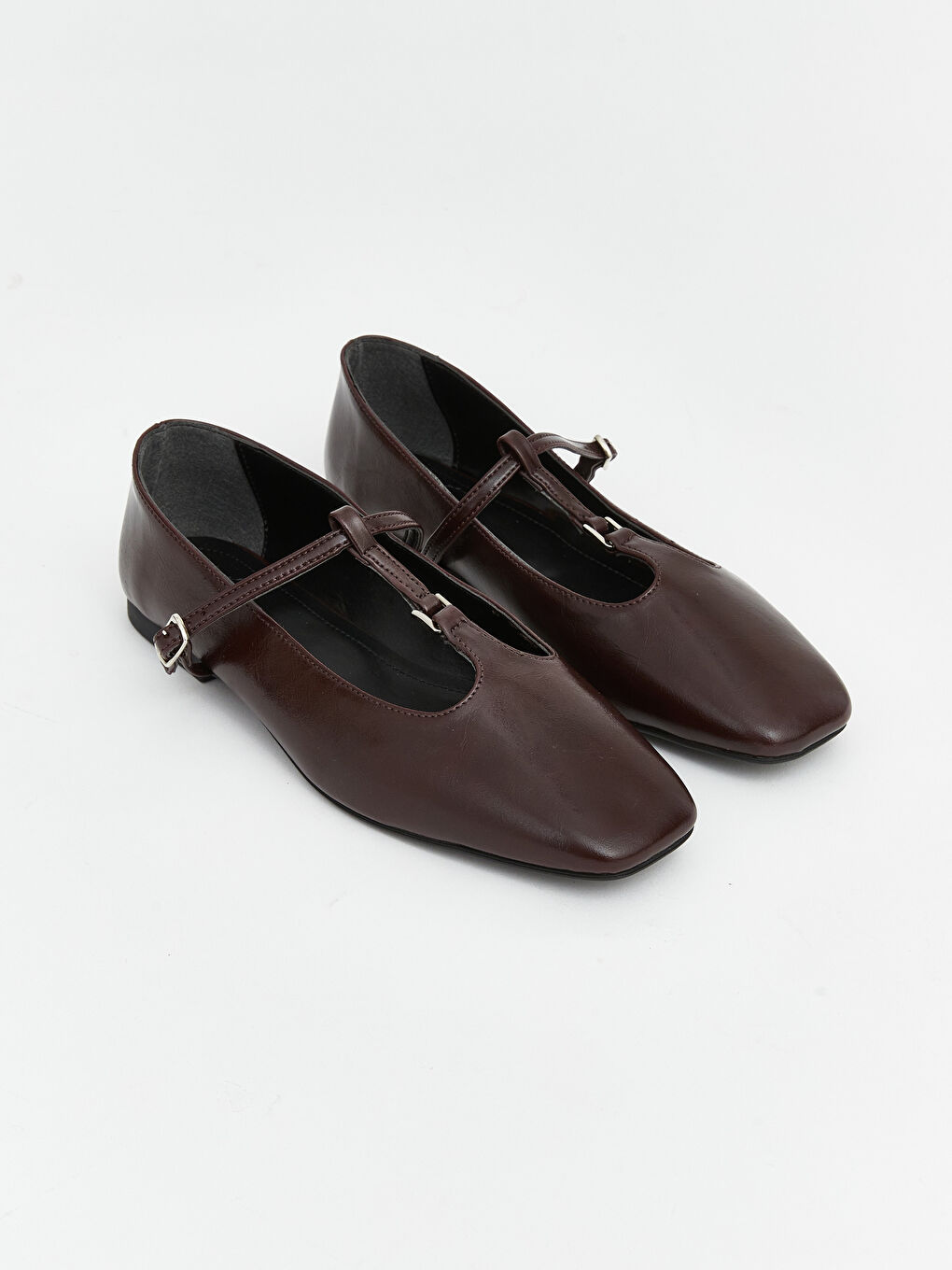 Bordo Deri Görünümlü Kadın Babet