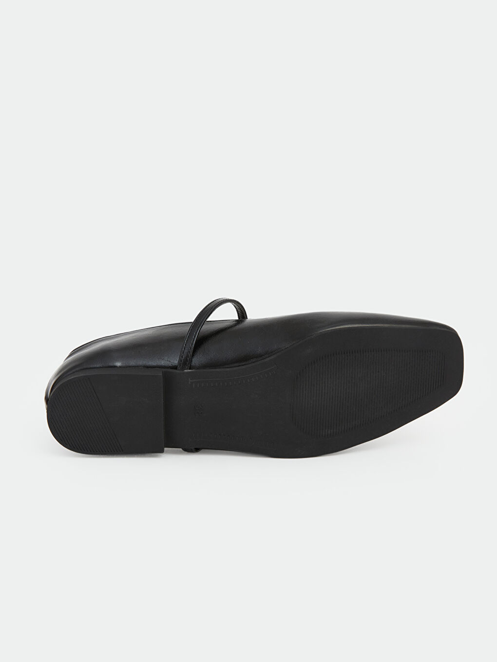 Siyah Deri Görünümlü Kadın Babet-3