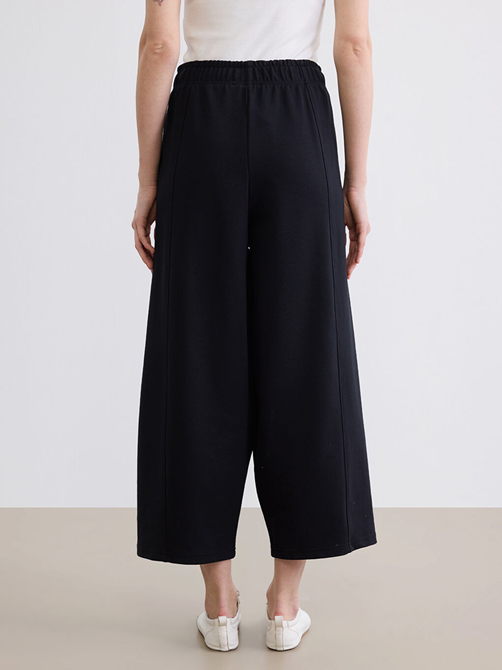 Siyah Beli Lastikli Soft Touch Kadın Eşofman Altı-3