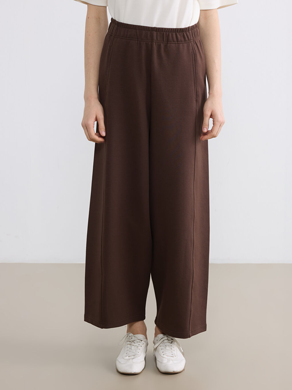 Kahverengi Beli Lastikli Soft Touch Kadın Eşofman Altı-1