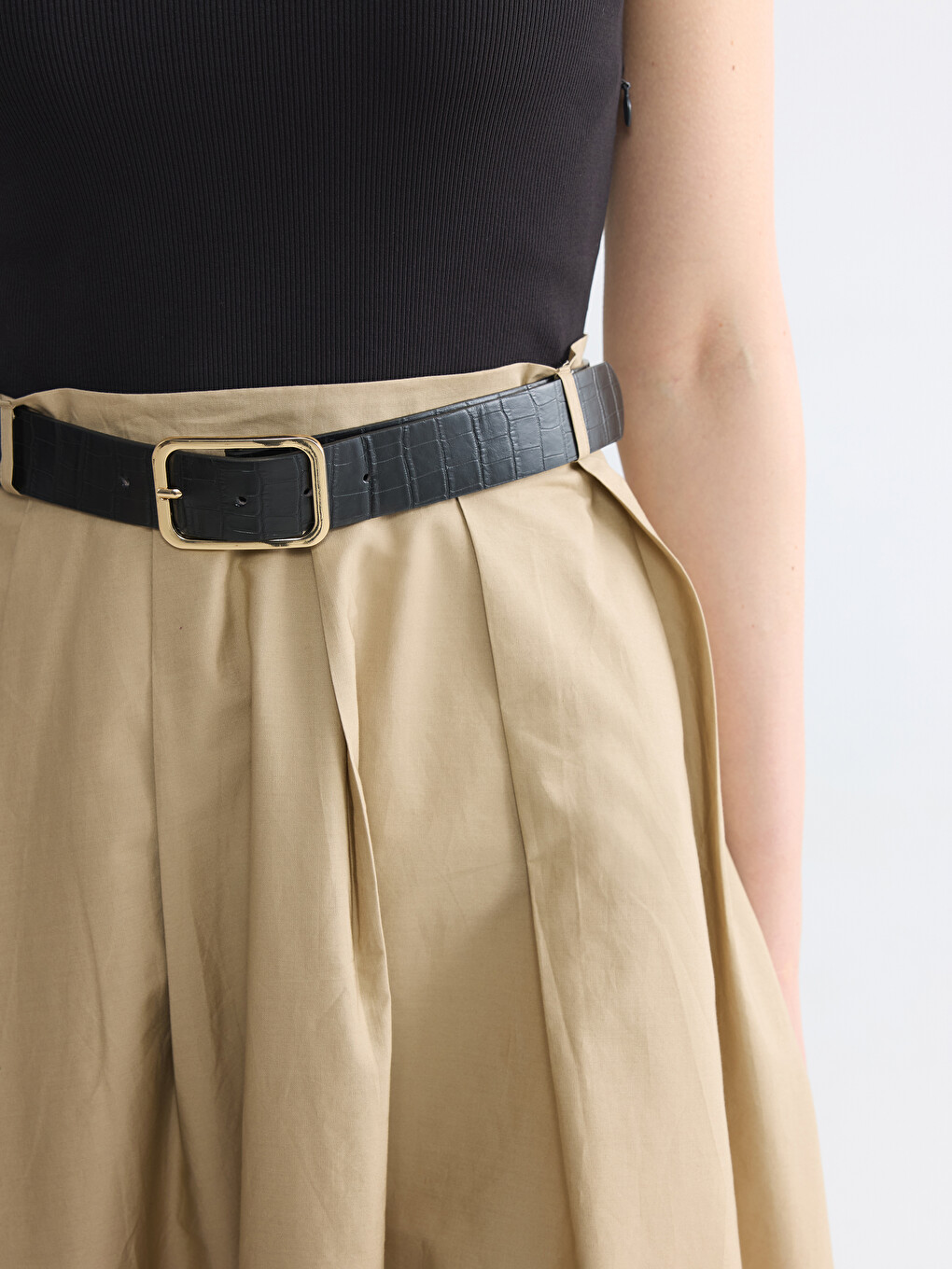 Crew Neck Color Block Belted Dress-2