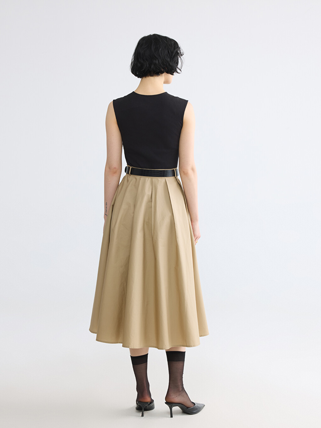 Crew Neck Color Block Belted Dress-3