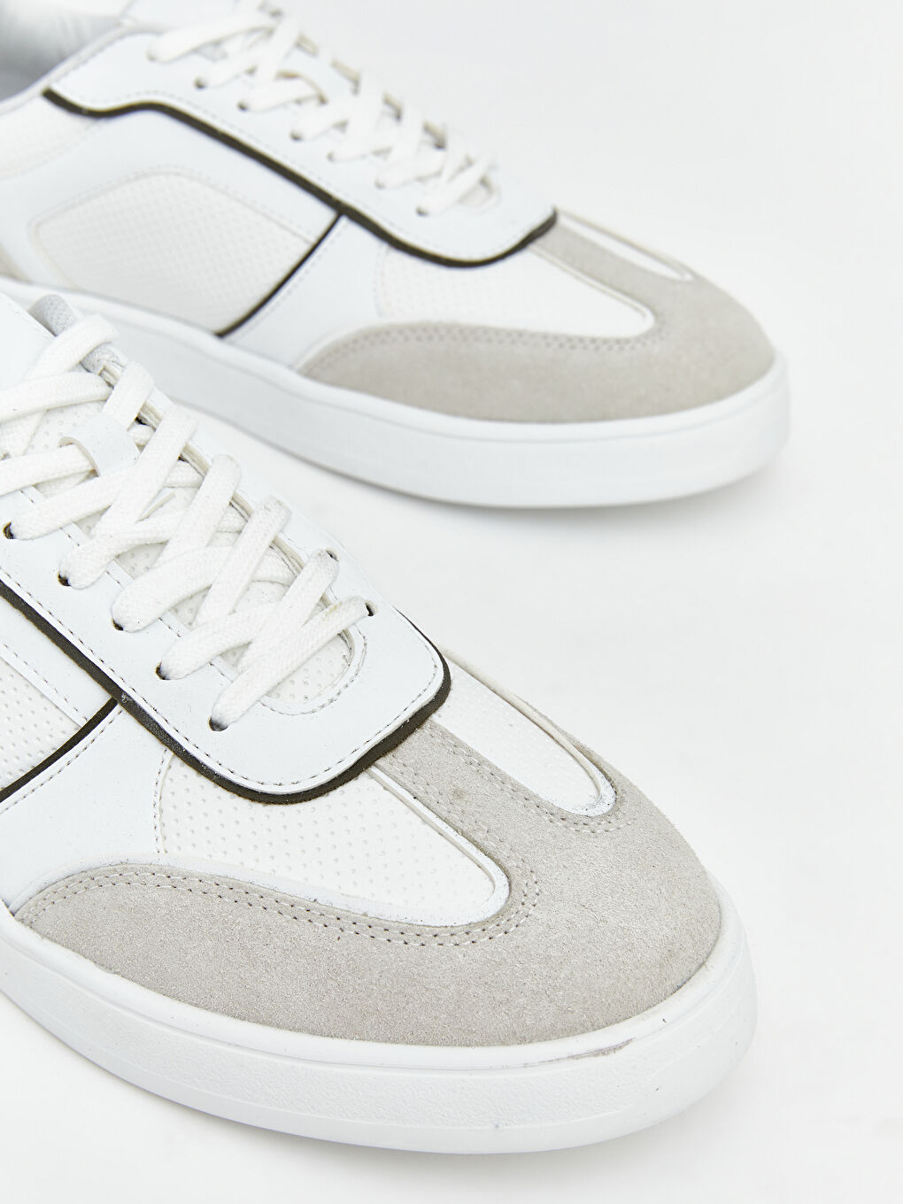 Beyaz Bağcıklı Erkek Spor Ayakkabı-2