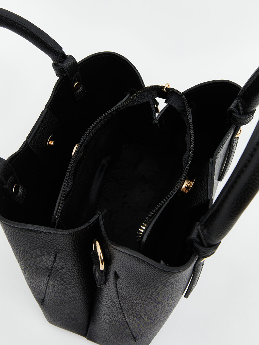 Siyah Deri Görünümlü Kadın Omuz Çantası-2