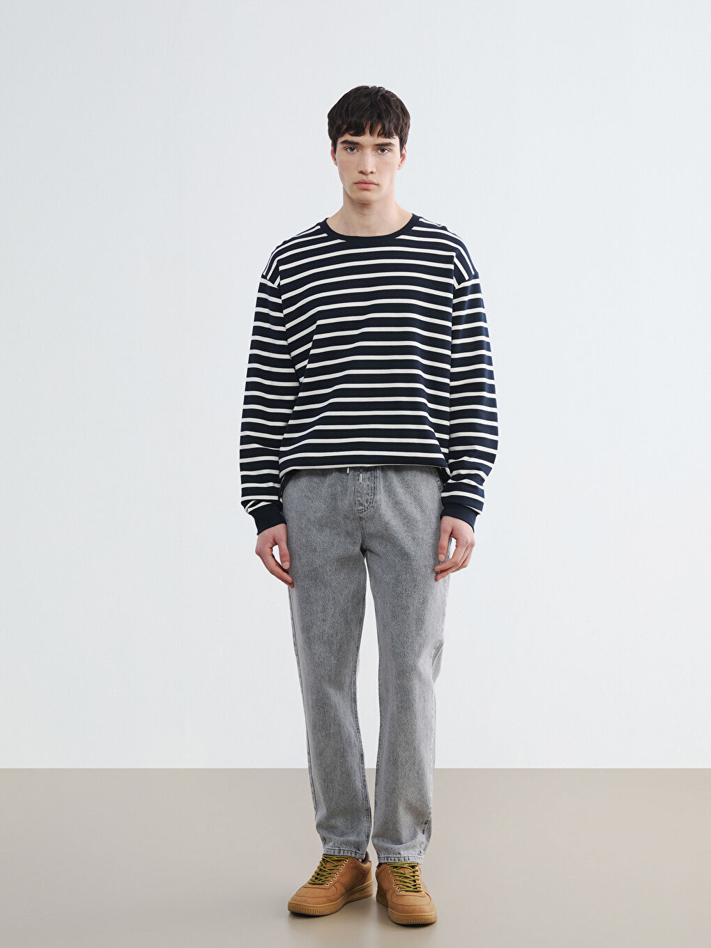 Gri Straight Fit Erkek Jean Pantolon