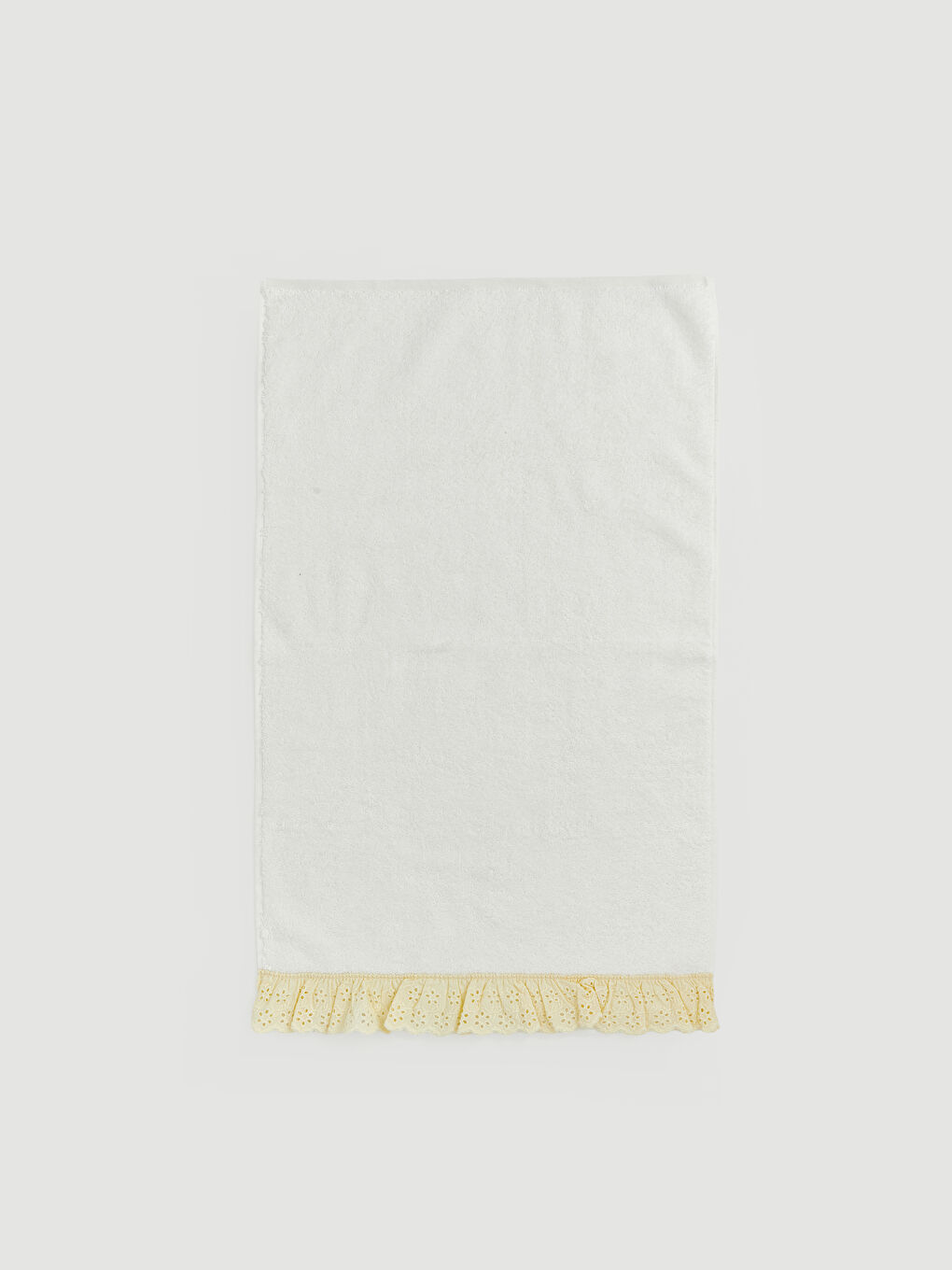 Ekru Brode İşlemeli Fırfır Detaylı Yüz Havlusu 50x80 cm-2