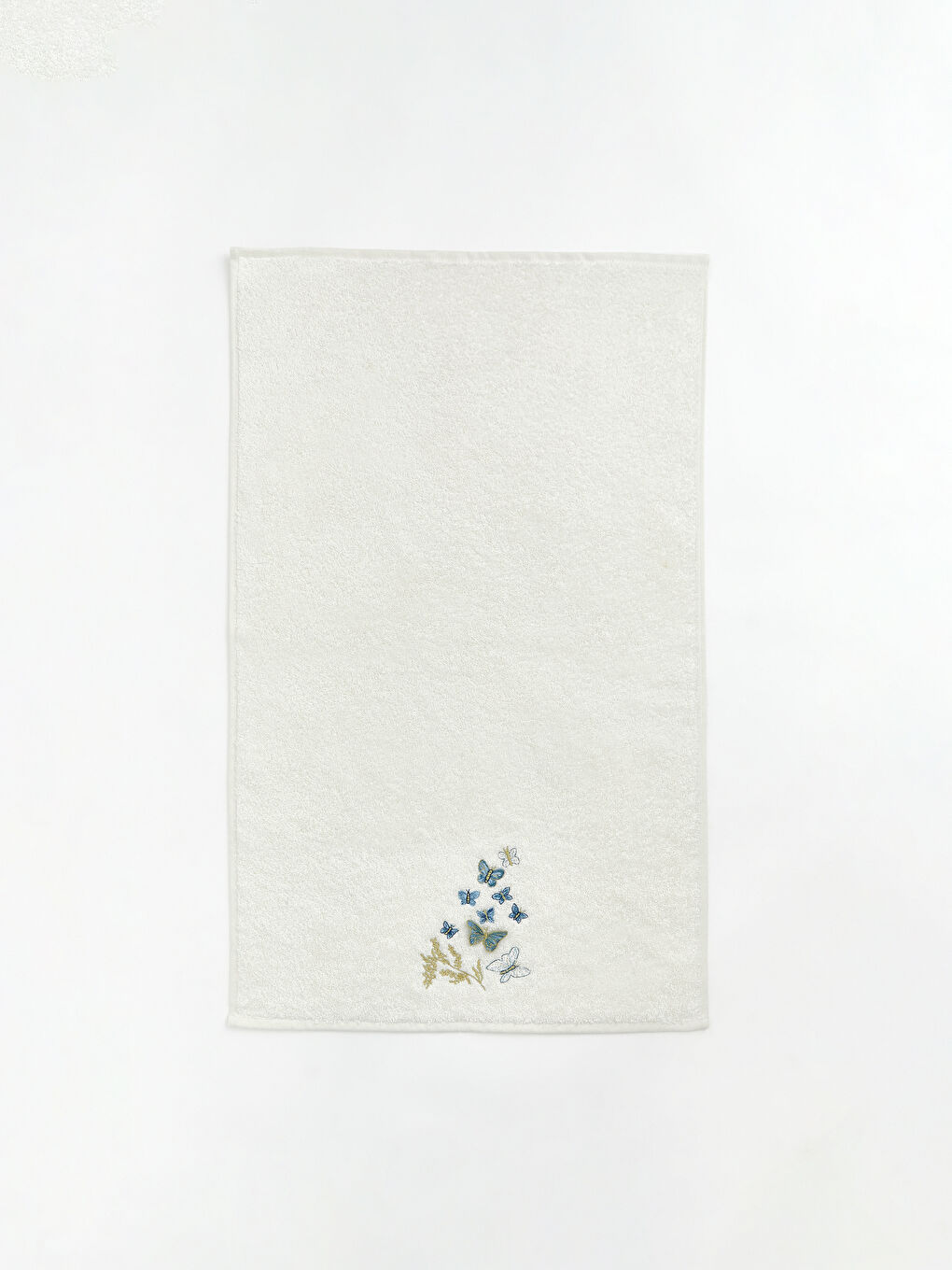 Ekru Nakış Detaylı Kelebek Desenli Yüz Havlusu