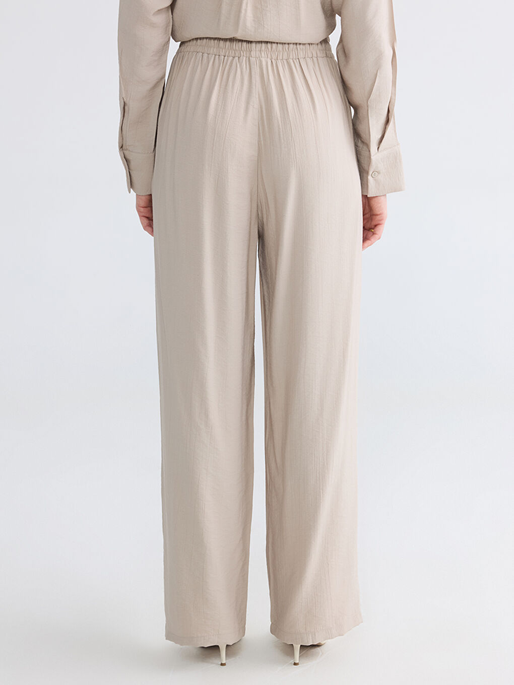 Bej Beli Lastikli Dokulu Kadın Pantolon-3