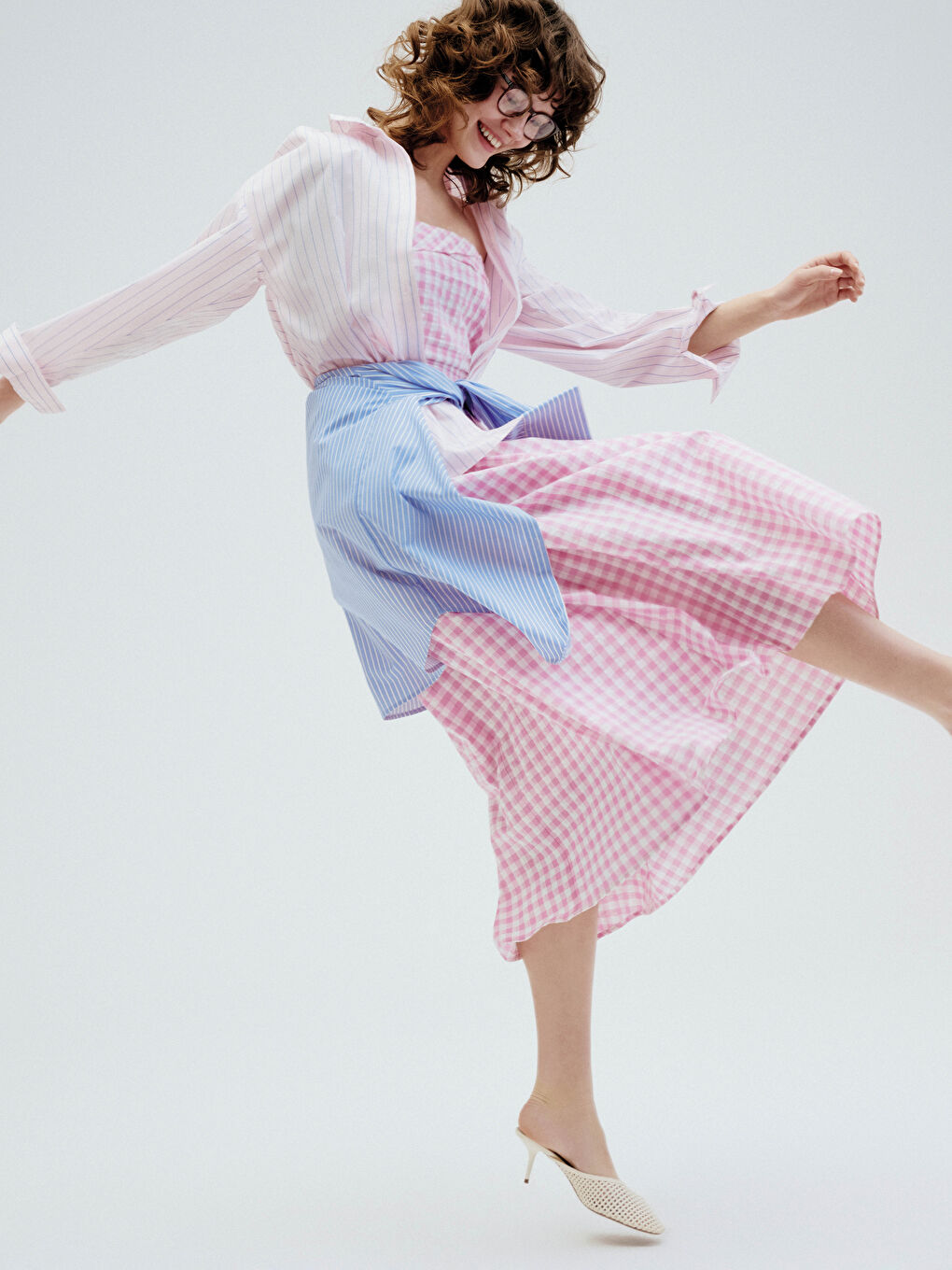 Pembe Straplez Yaka Ekose Belden Oturtmalı Elbise