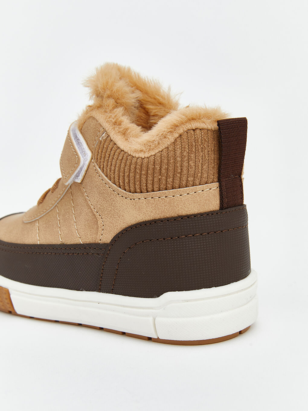 Kahverengi İçi Kürklü Kız Bebek Bot-4