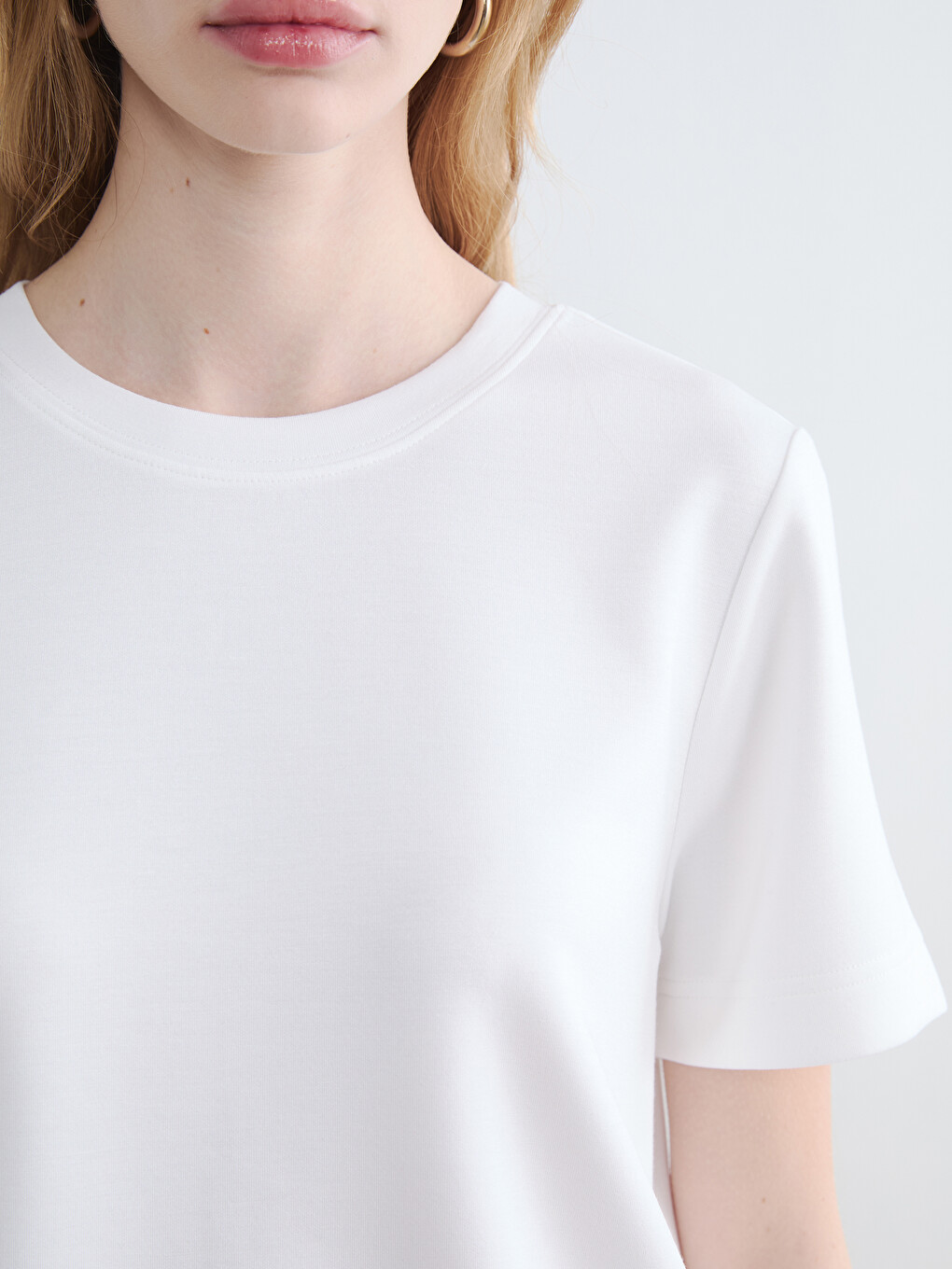 Crew Neck Soft Touch Women's T-Shirt-2