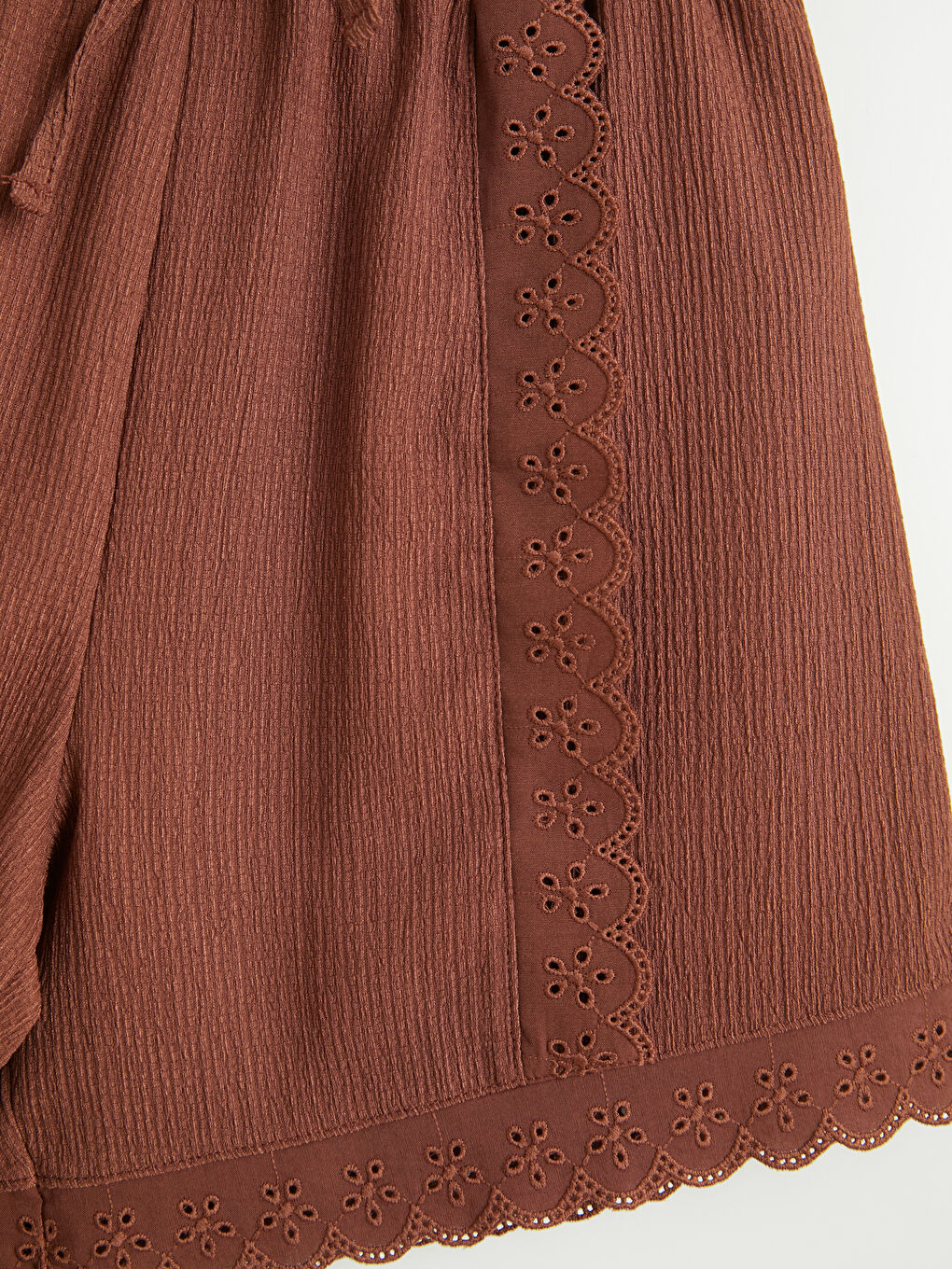 Kahverengi Beli Lastikli Fisto Detaylı Kız Çocuk Şort-2