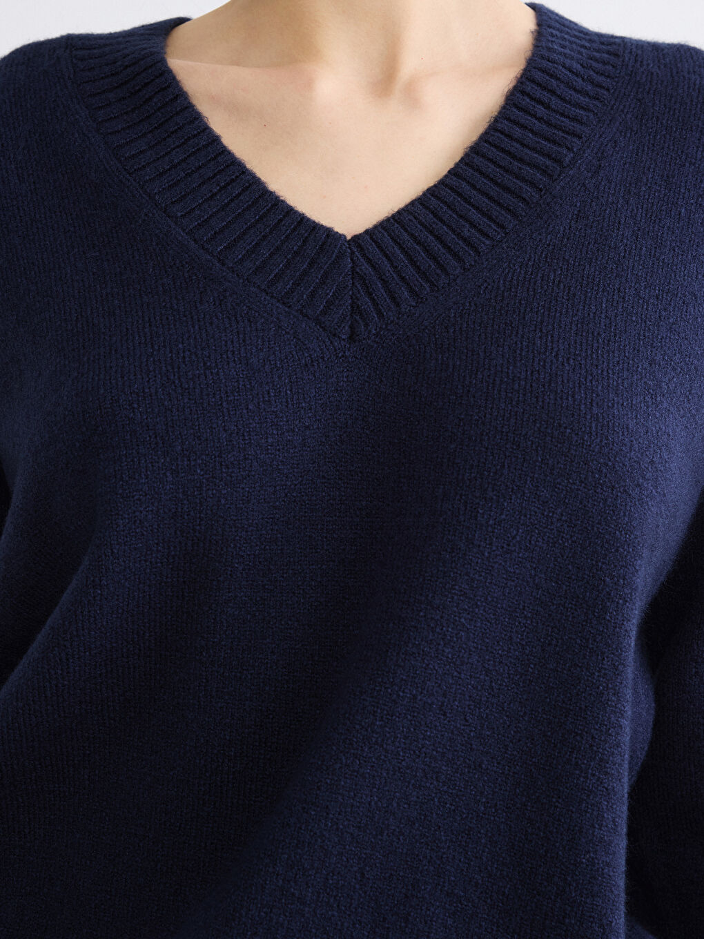 Lacivert V Yaka Oversize Kadın Triko Kazak	-2