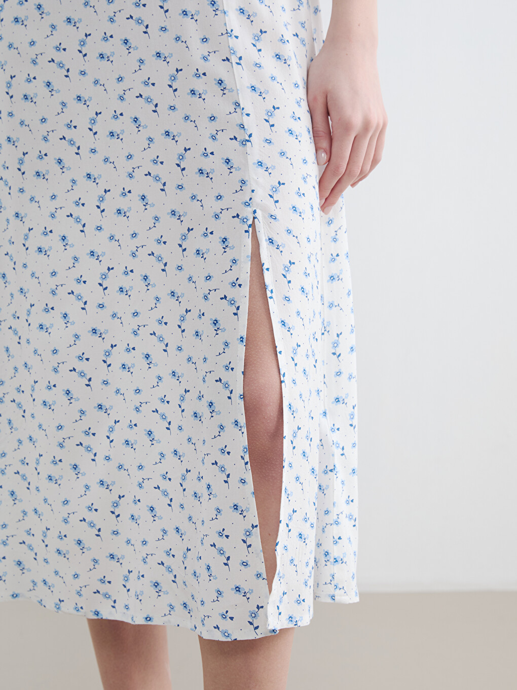 Square Neck Floral Poplin Dress-2