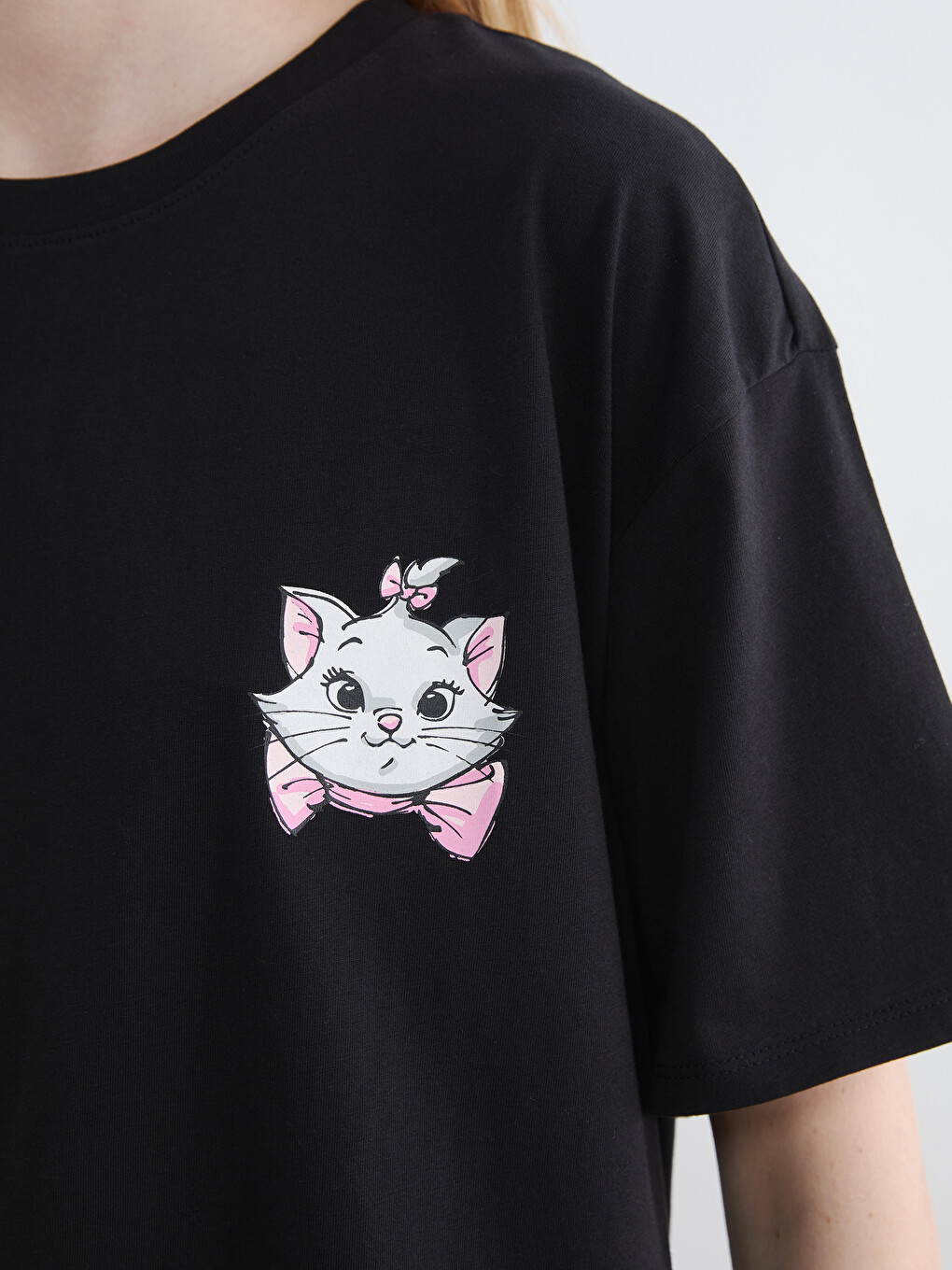 Marie Cat Printed 100% Cotton Women's T-shirt-2