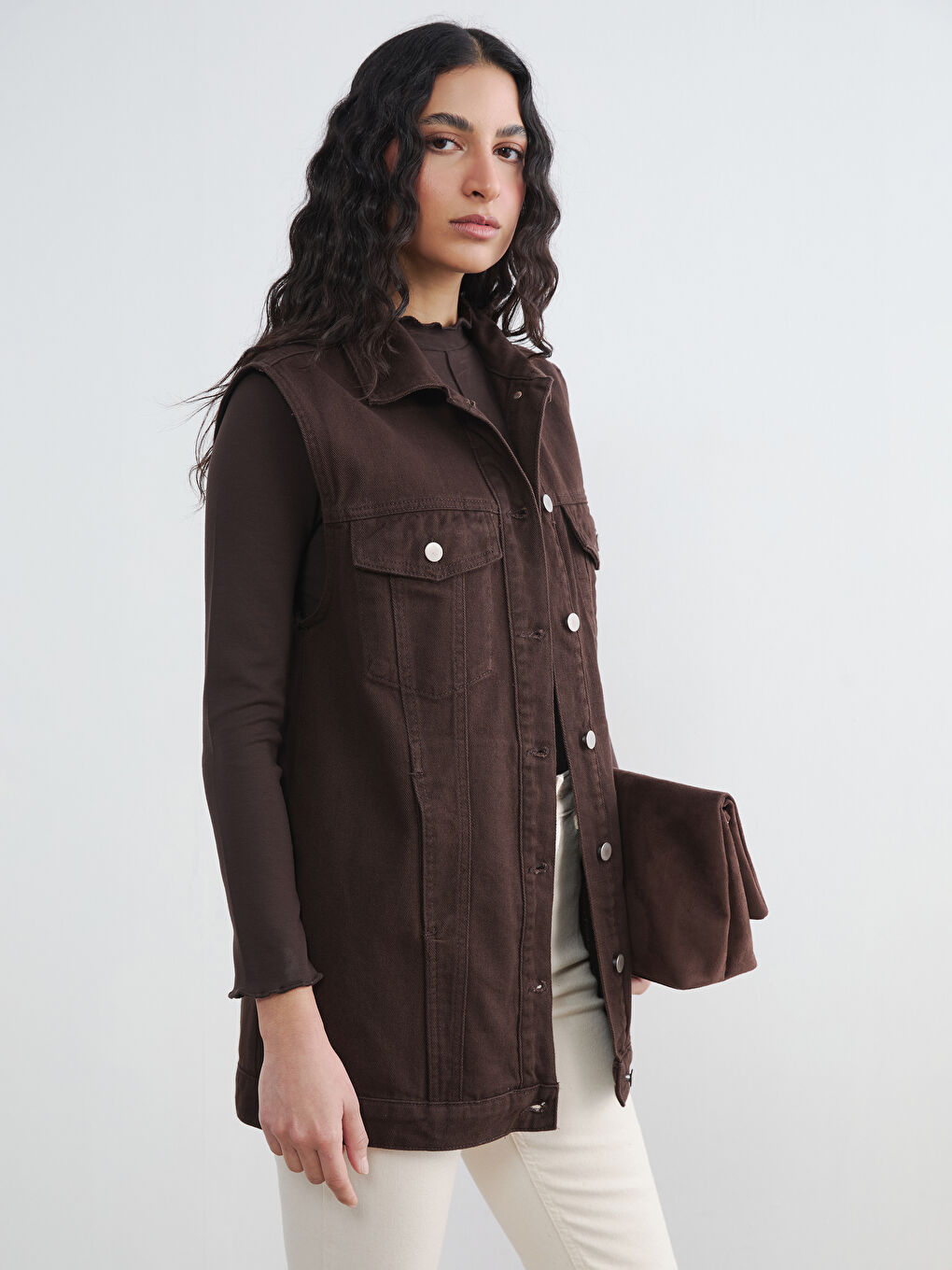Kahverengi Gömlek Yaka Kadın Jean Yelek
