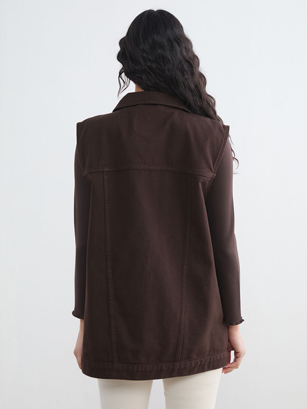 Kahverengi Gömlek Yaka Kadın Jean Yelek-3