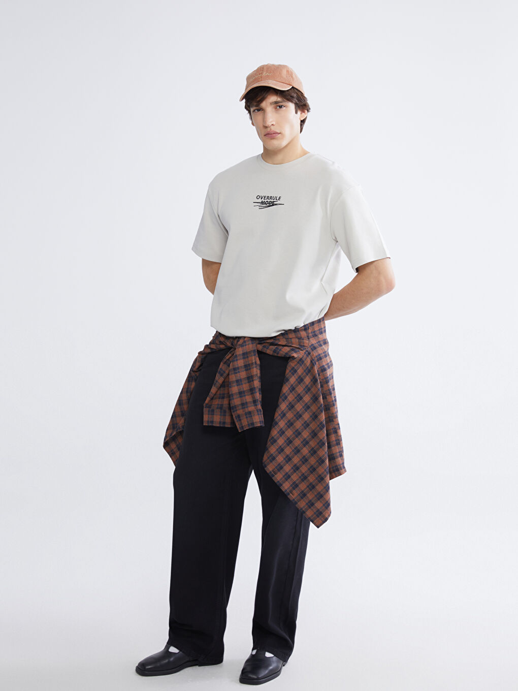 Bej Oversize Bisiklet Yaka Baskılı Erkek Tişört-1