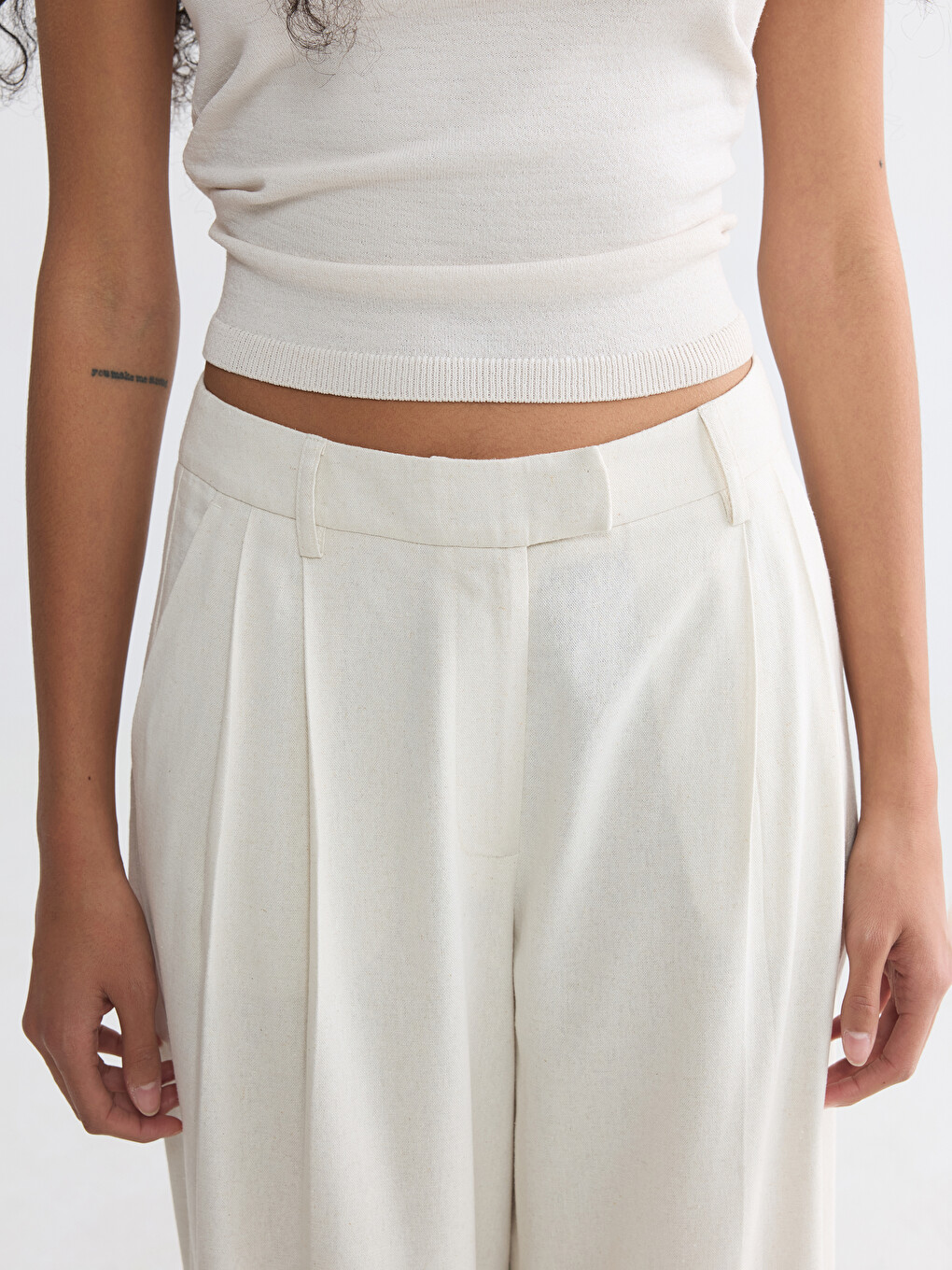 Woman Beige Trousers-2
