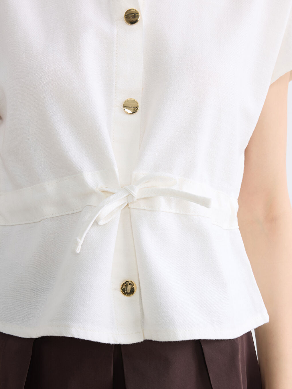 Beyaz Gömlek Yaka Kadın Yelek-2