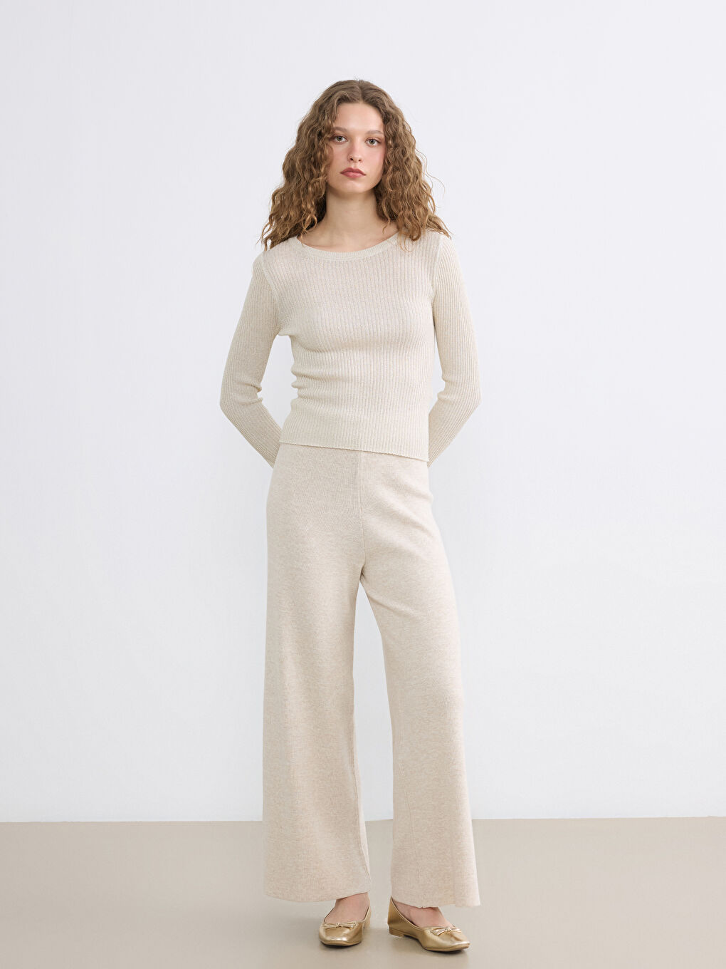 Bej Beli Lastikli Geniş Paça Kadın Triko Pantolon