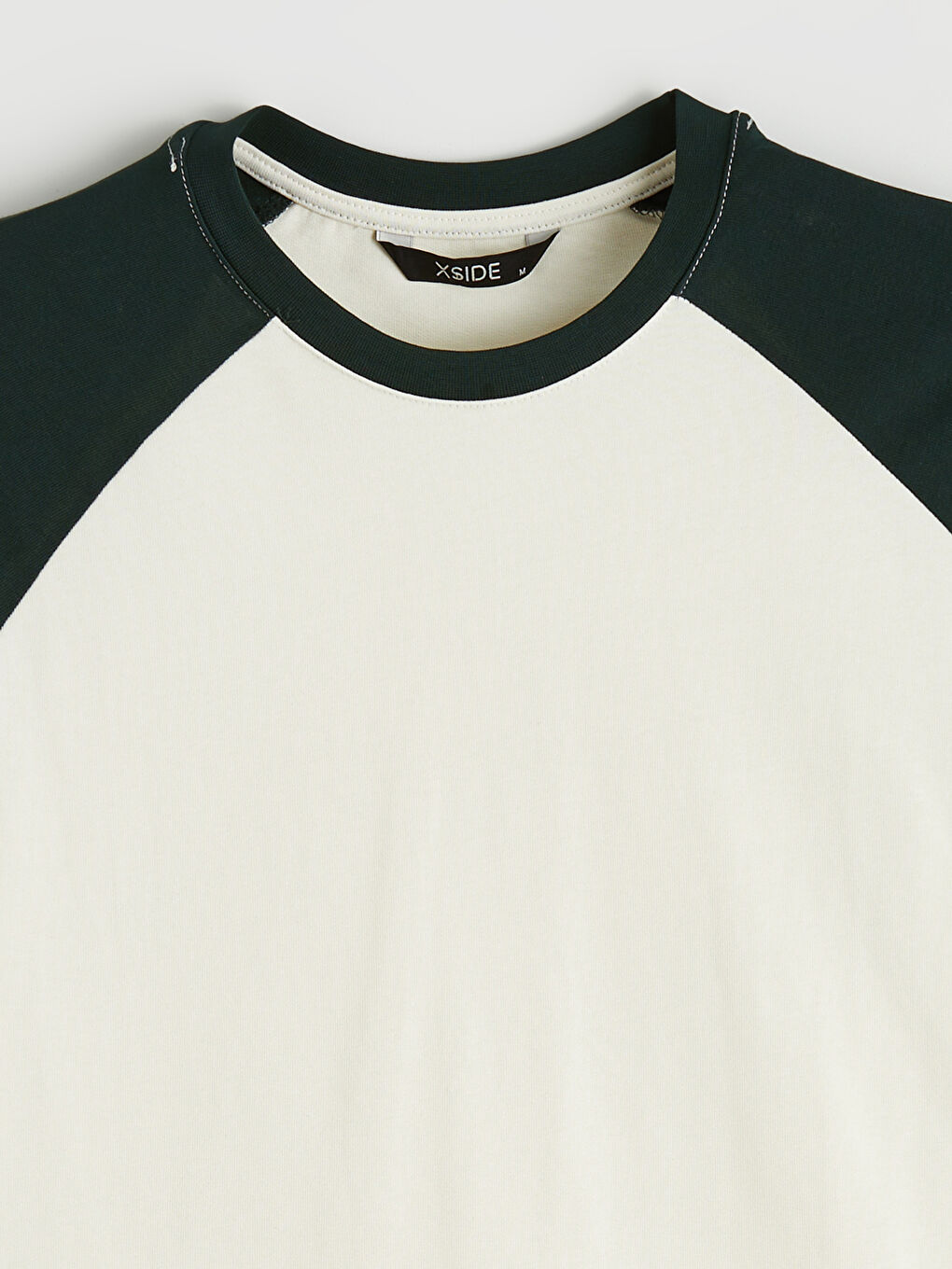 Ekru Bisiklet Yaka Uzun Kollu Renk Bloğu Erkek Tişört-1