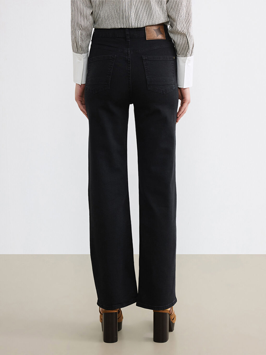 Siyah Straight Fit Kadın Jean Pantolon-5