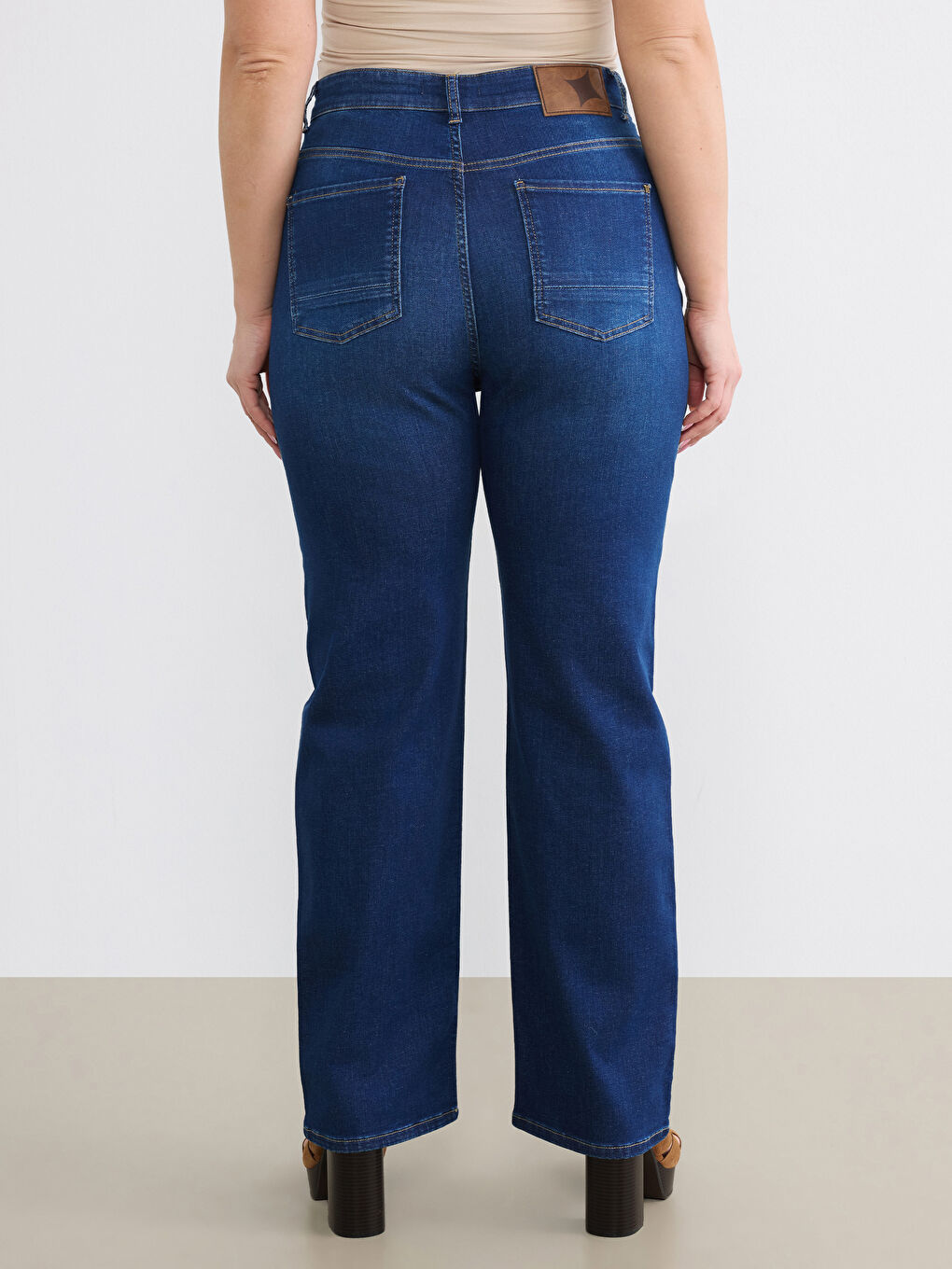 Lacivert Straight Fit Kadın Jean Pantolon-9