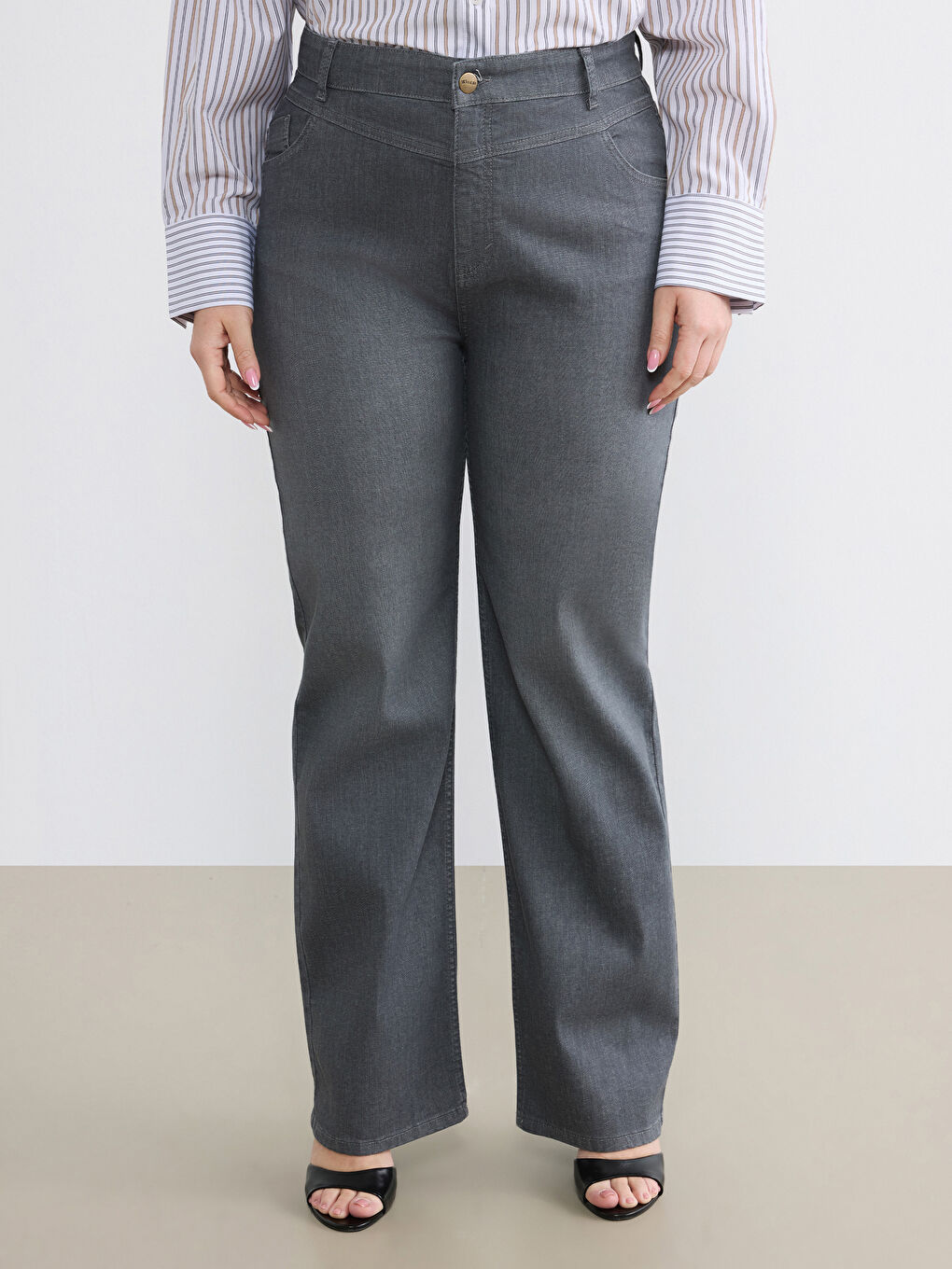 Gri Straight Fit Kadın Jean Pantolon-6