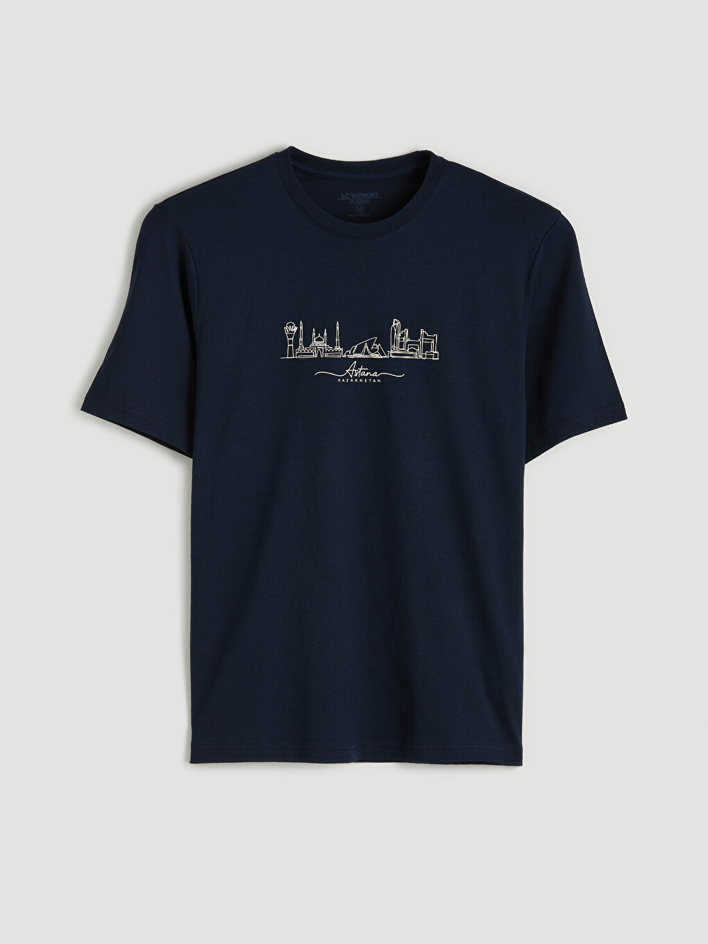 Дөңгелек жағалы астана принтті трикотаж ерлер футболкасы-4