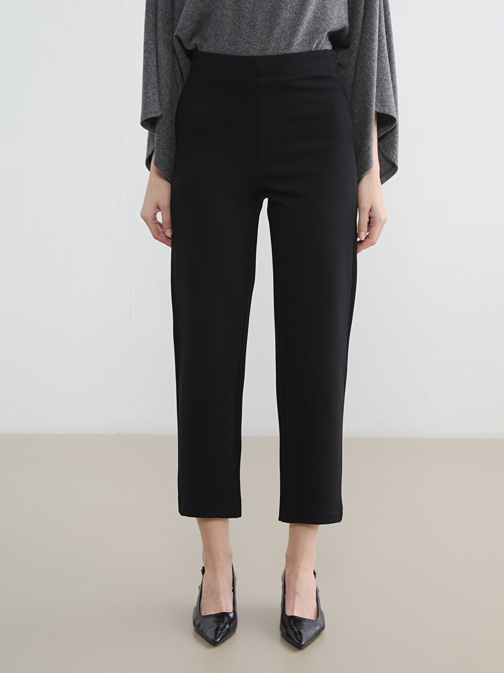 Slim Fit Ženske Pantalone-3