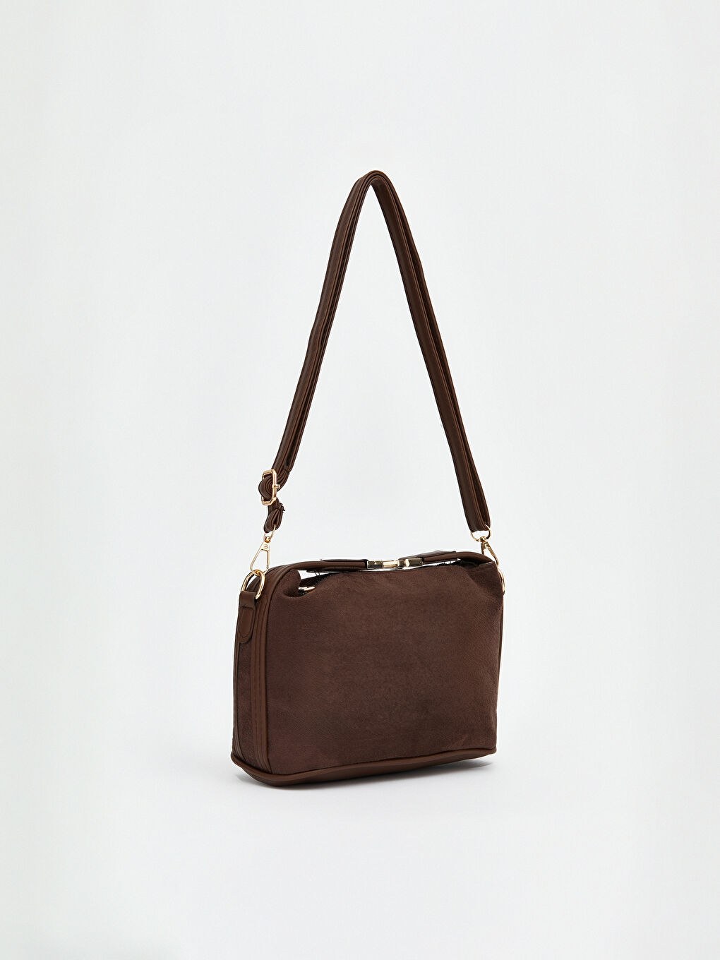 Kahverengi Süet Görünümlü Kadın Omuz Çantası