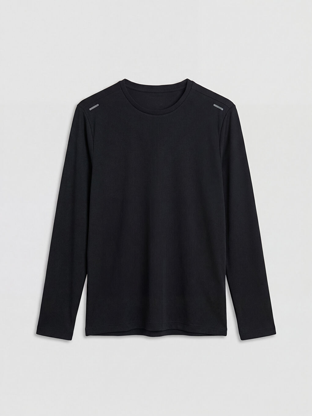 تي شيرت رجالي بقصة ضيقة وياقة دائرية-4