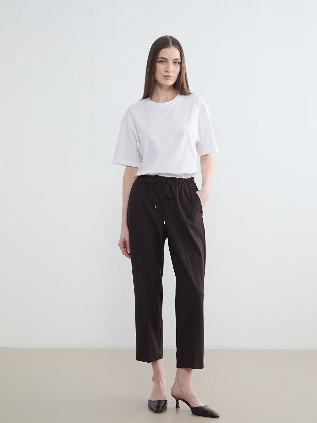 Kahverengi Beli Lastikli Kadın Pantolon