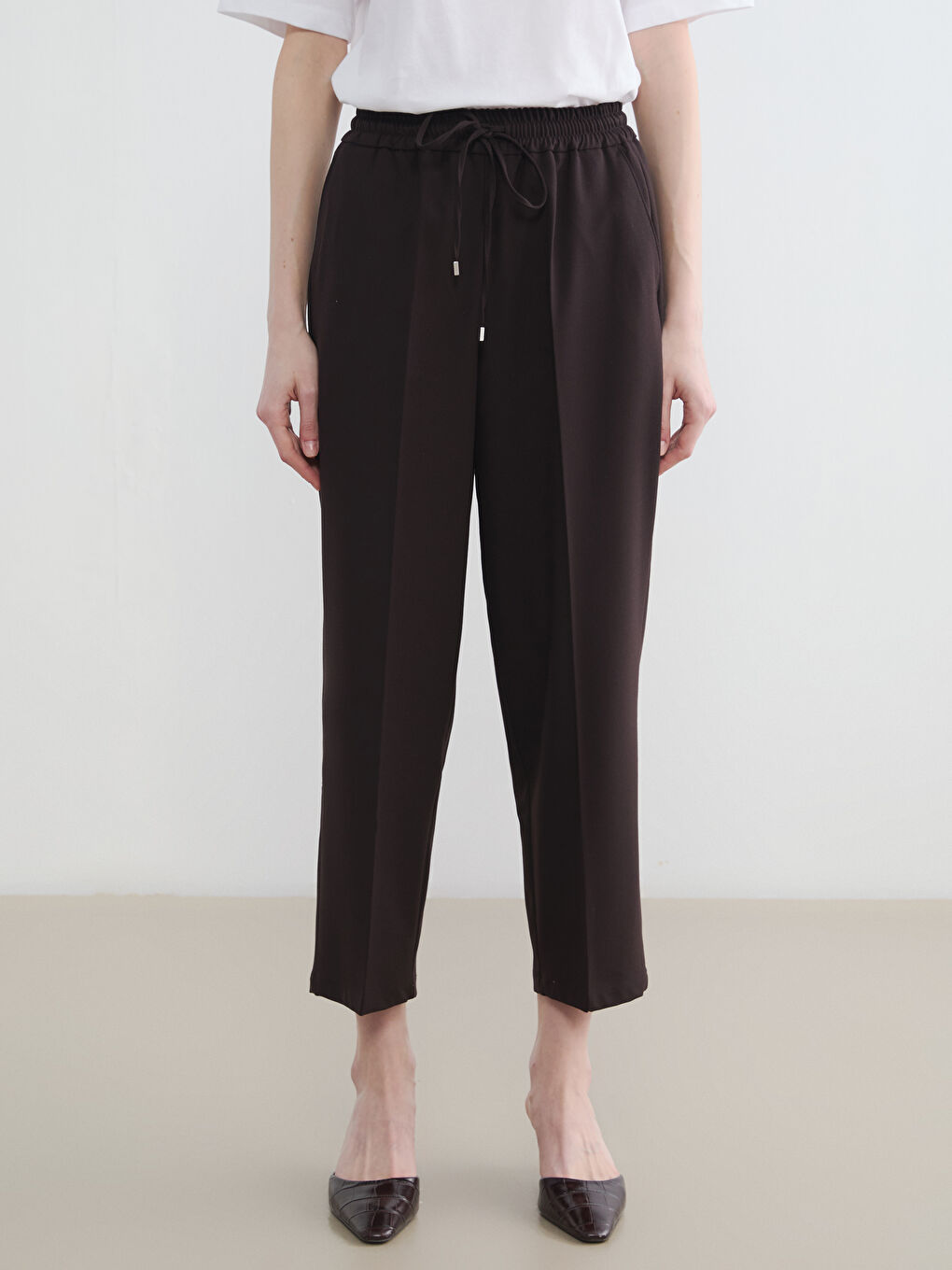 Kahverengi Beli Lastikli Kadın Pantolon-1