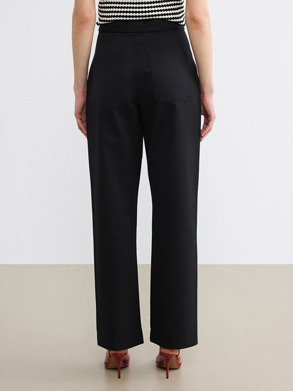 Siyah Beli Kemerli Kadın Pantolon-3