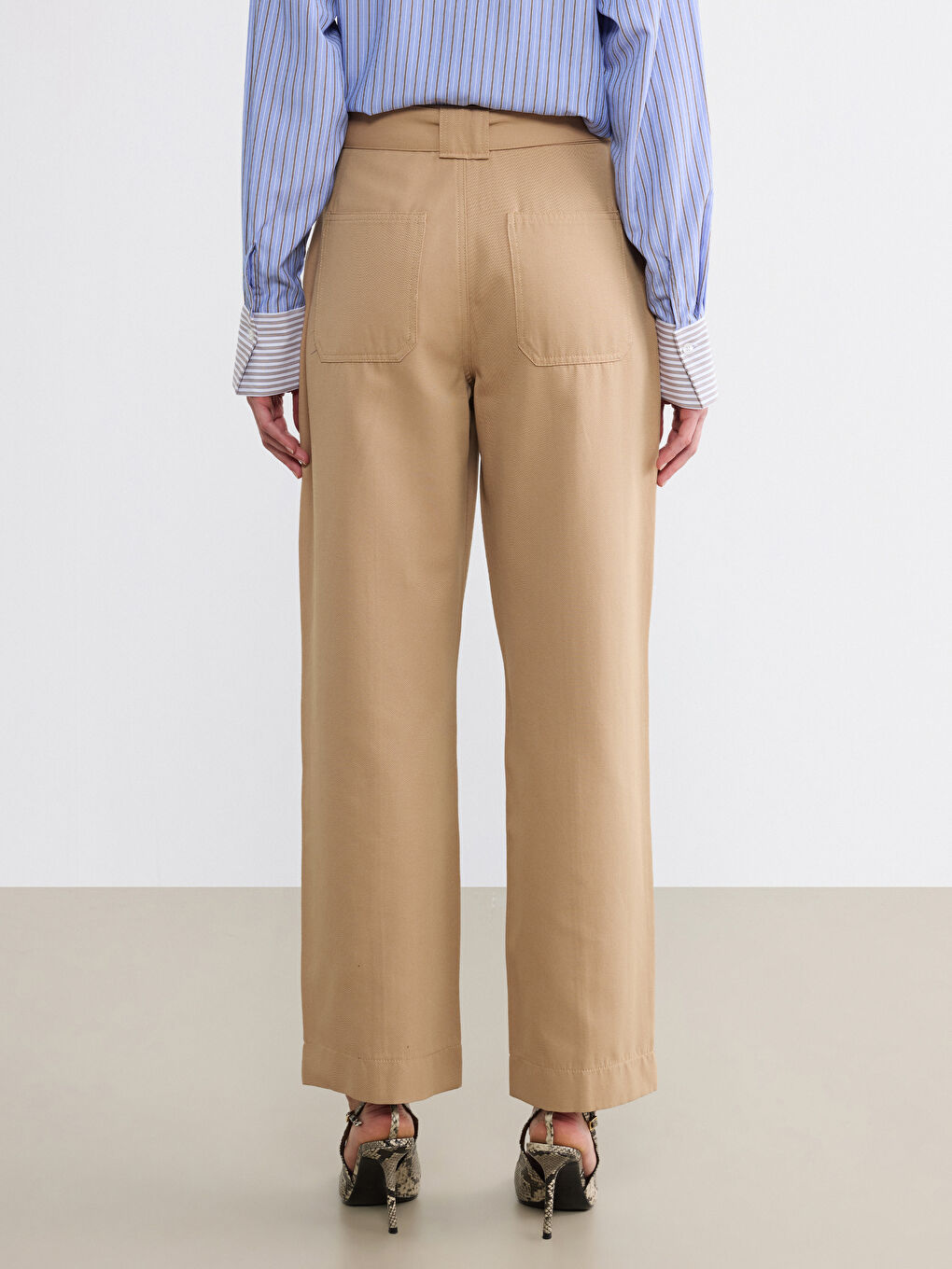 Bej Beli Kemerli Kadın Pantolon-3