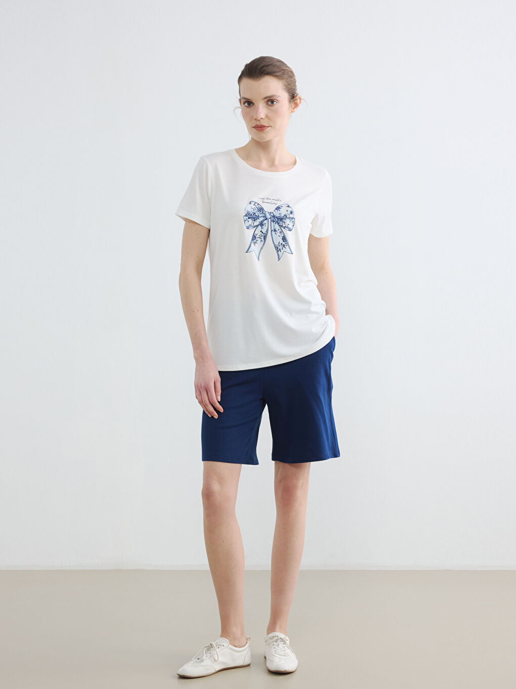 Woman WHITE T-Shirt-1