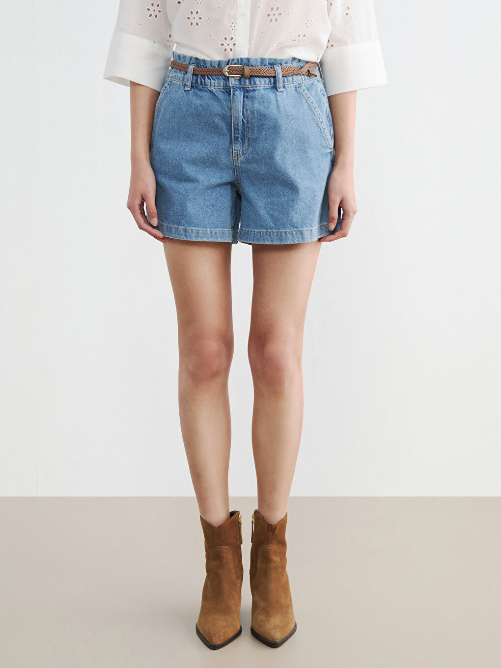 İndigo Bel Kemerli Kadın Jean Şort-1