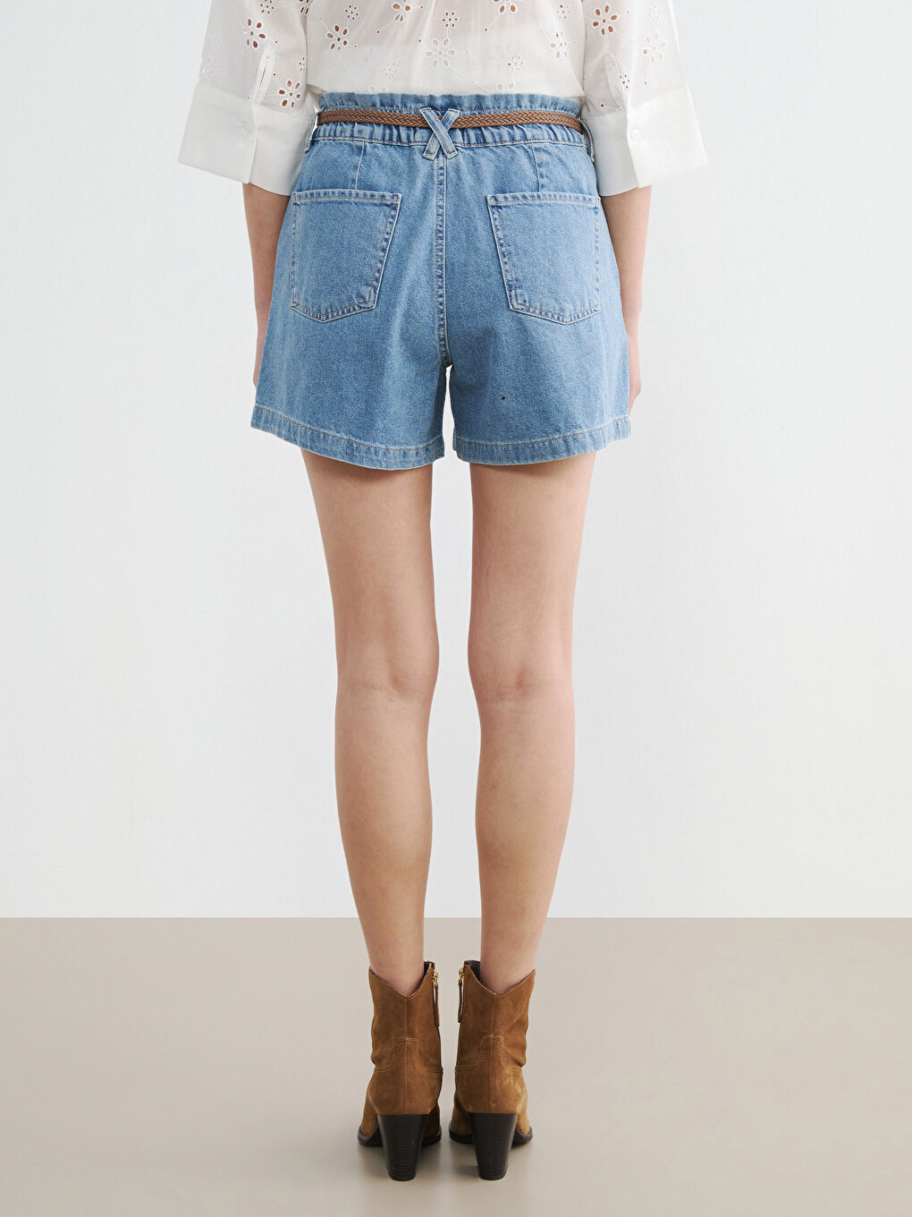 İndigo Bel Kemerli Kadın Jean Şort-3