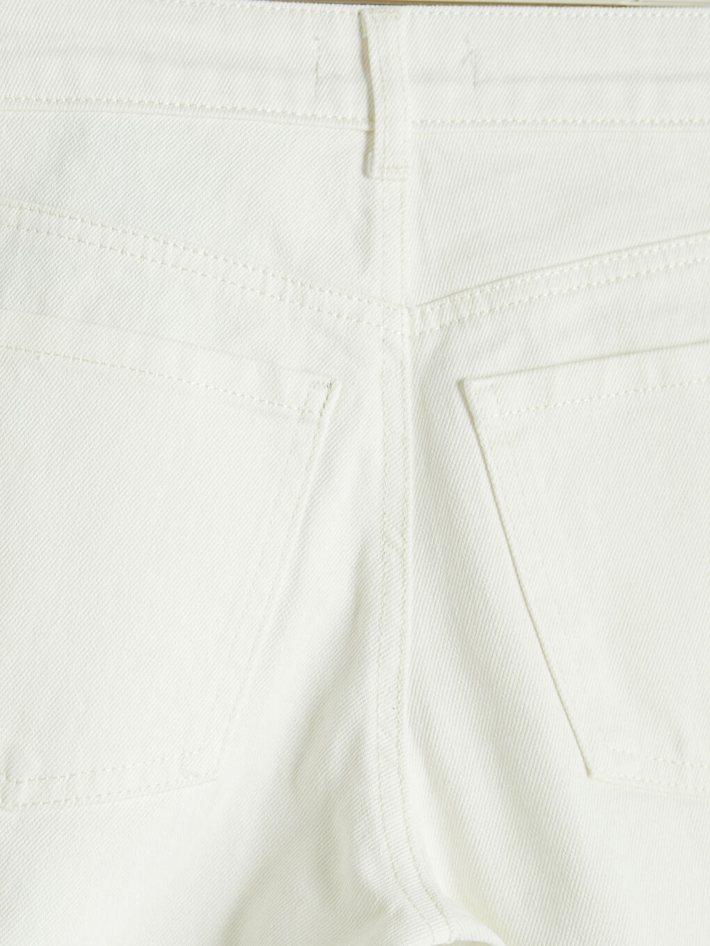 Beyaz Regular Fit Kadın Jean Şort-7