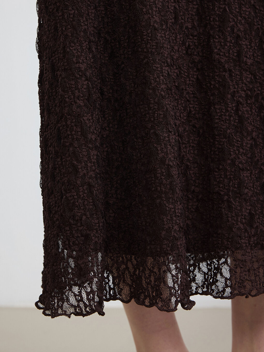 Kahverengi A Kesim Dantelli Uzun Elbise-2