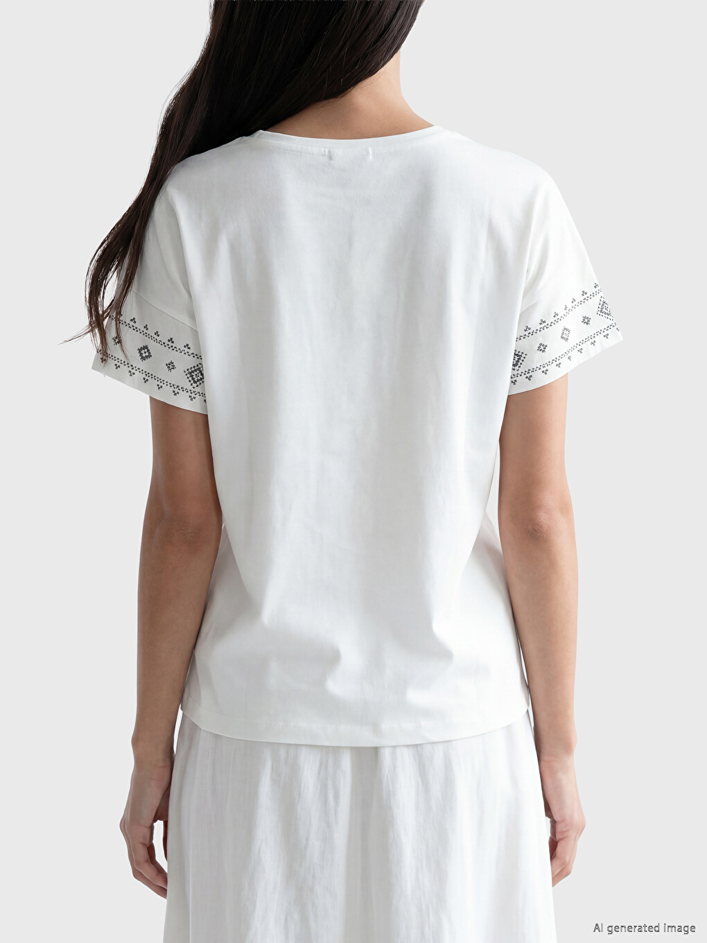 Crew Neck Embroidered 100% Cotton Blouse-3
