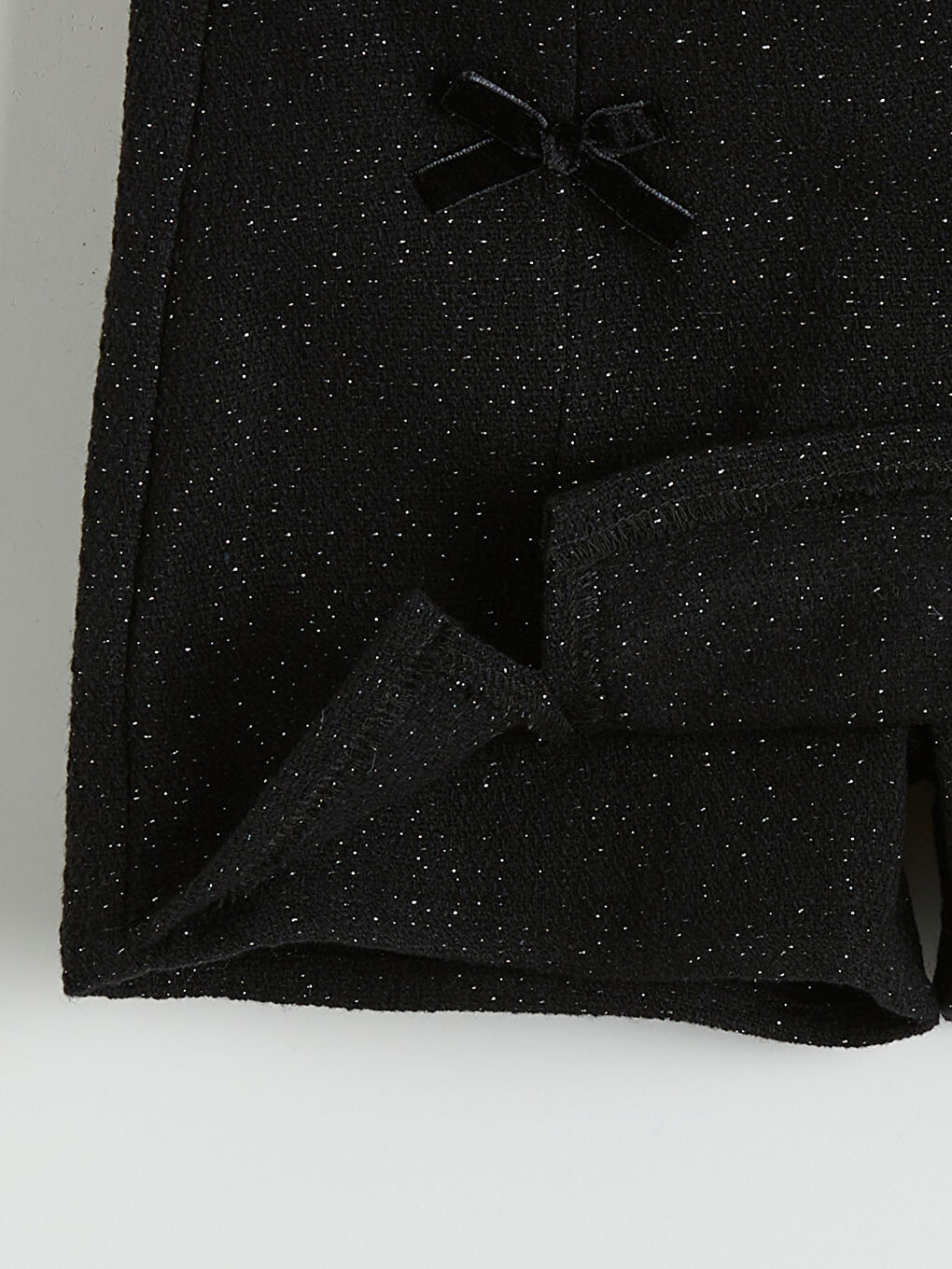 Siyah Beli Lastikli Kız Çocuk Şort Etek ve Külotlu Çorap-5