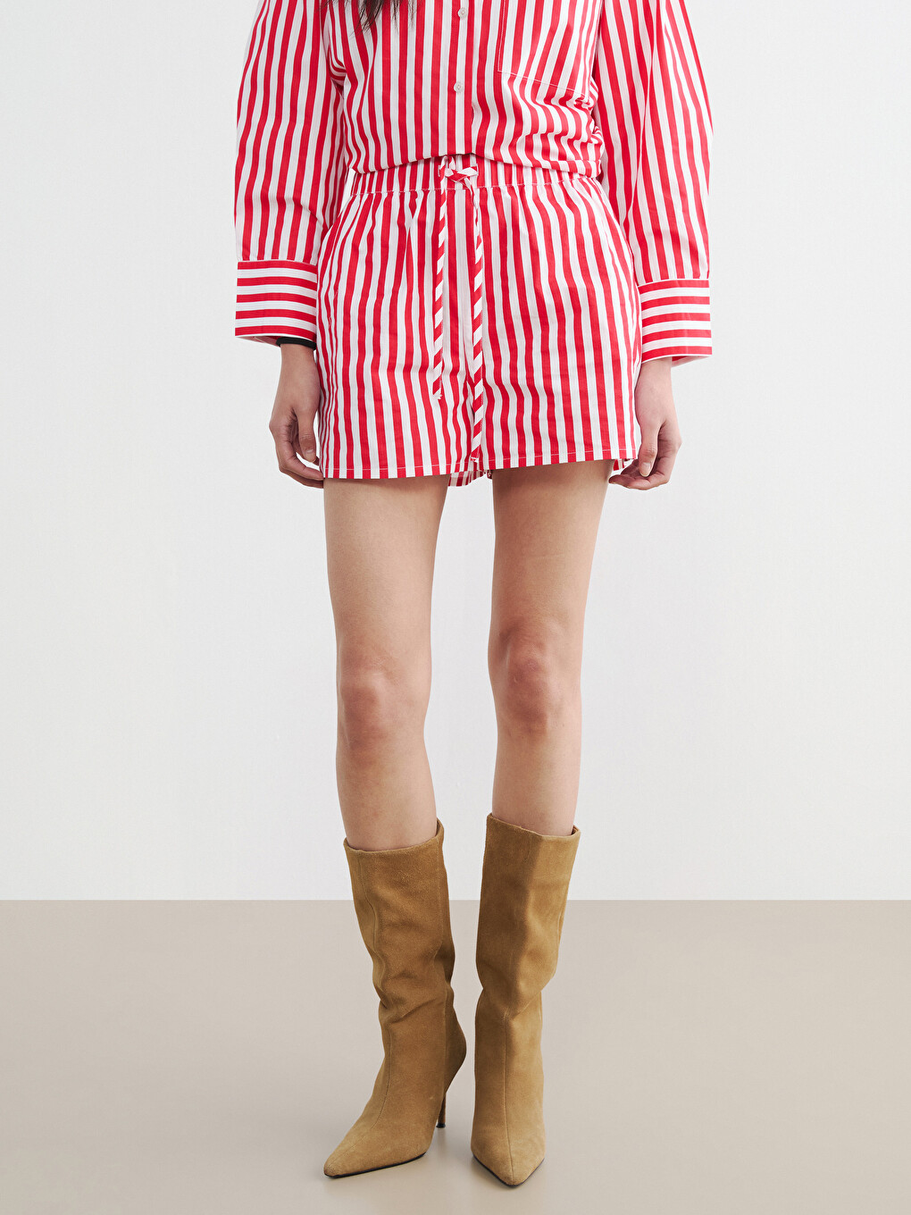 Elastic Waist Striped Women's Shorts-1