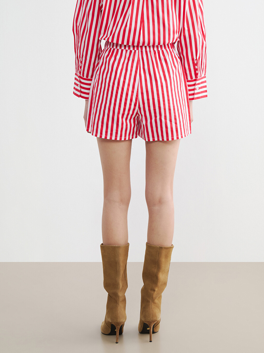 Elastic Waist Striped Women's Shorts-3