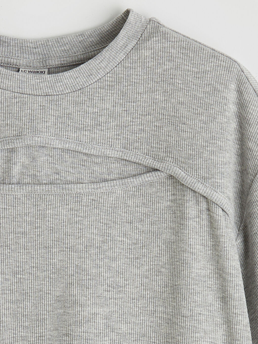 Gri Bisiklet Yaka Pencere Detaylı Kız Çocuk Tişört-2