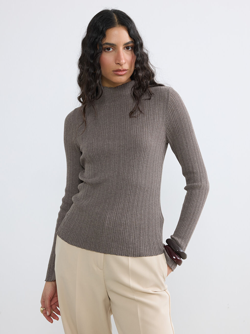 Bej Yarım Balıkçı Yaka Kadın Triko Kazak	