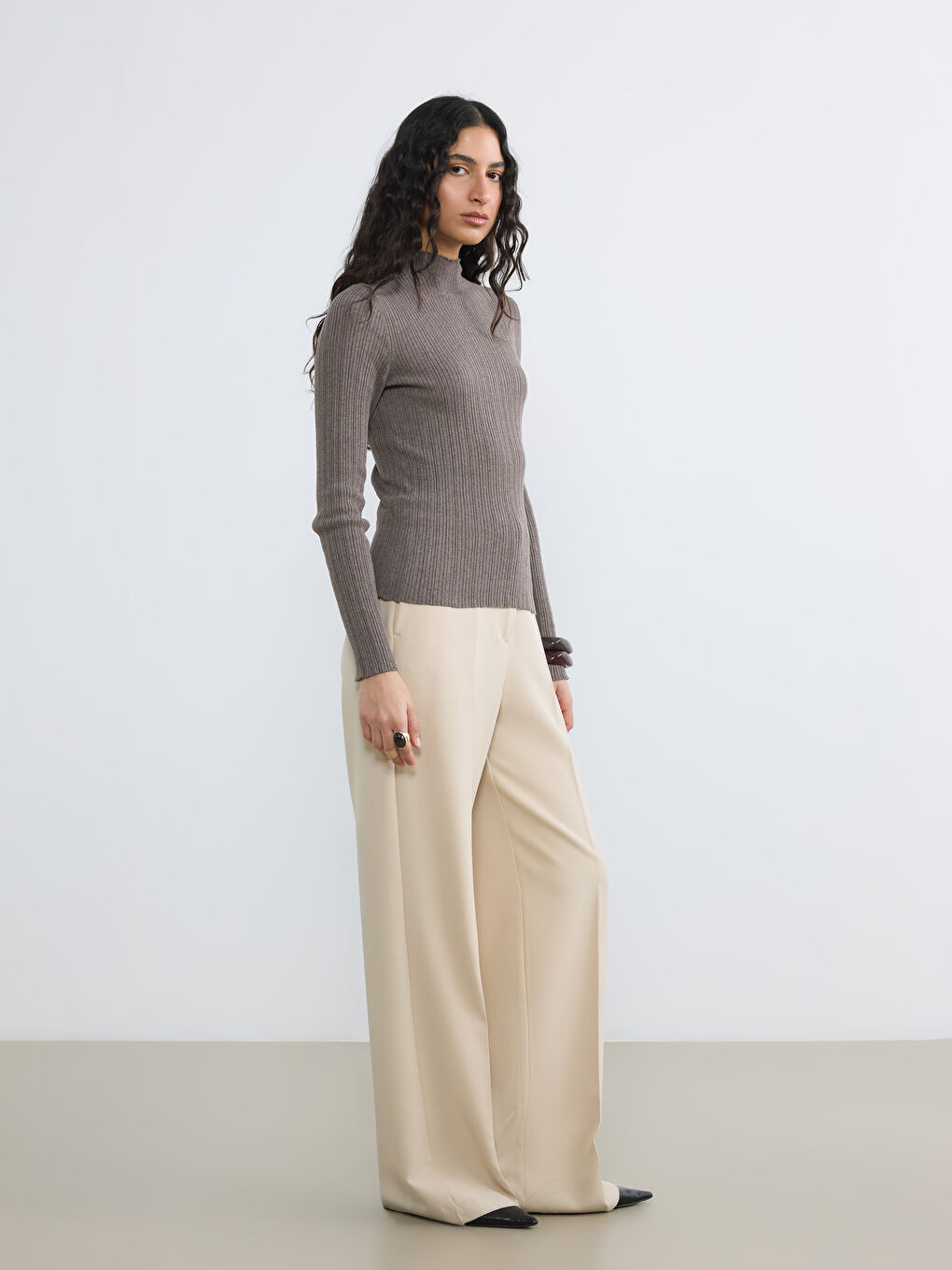 Bej Yarım Balıkçı Yaka Kadın Triko Kazak	-1